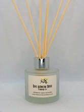 Load image into Gallery viewer, Lemon &amp; Juniper Scented  Frosted Glass  Reed Diffuser
