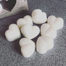 Load image into Gallery viewer, Best Sellers Melt Sample Selection -  8 Scented Heart-Shaped Wax Melt Pods
