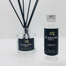 Load image into Gallery viewer, Cwtch Frosted Glass  Reed Diffuser - Dark Honey &amp; Vanilla - The Lemon Tree Candle Company
